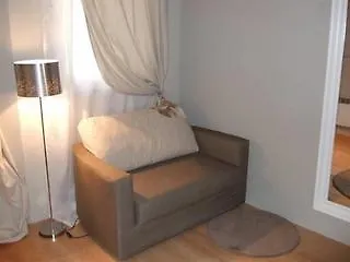 Du Louvre Aparthotel Parigi